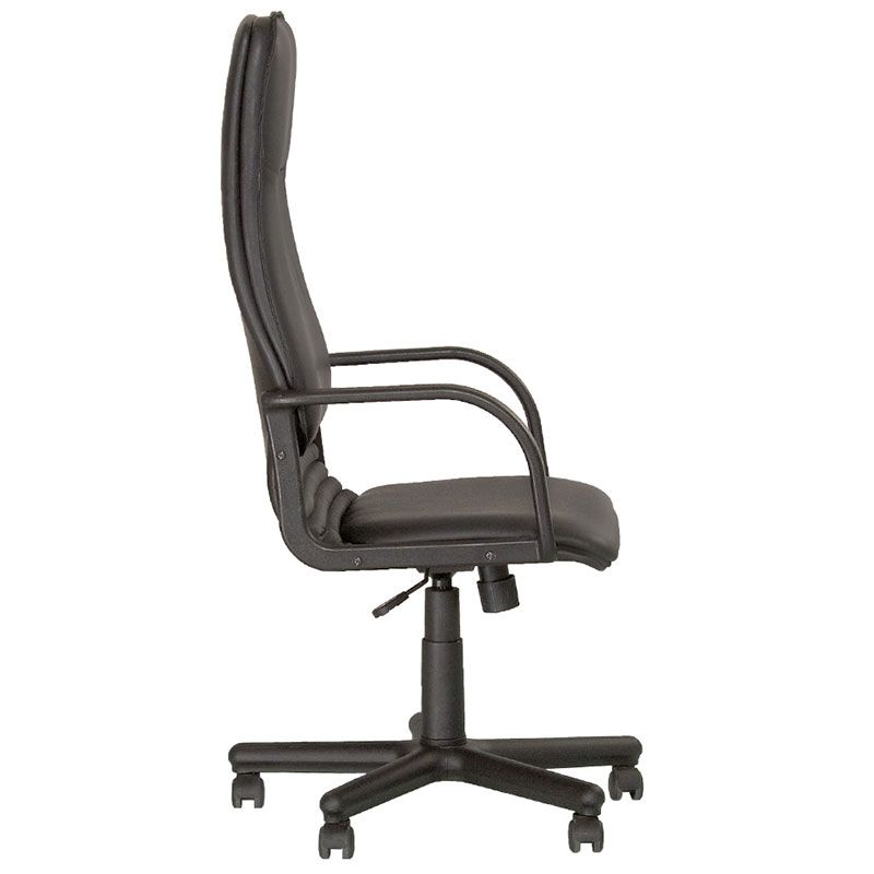 Кресло для руководителя Nova